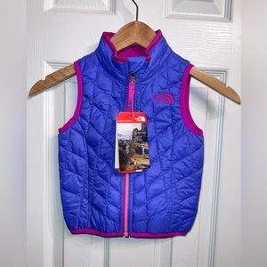 NWT The Northface Toddler Girls Thermobal Vest 2t Starry Purple